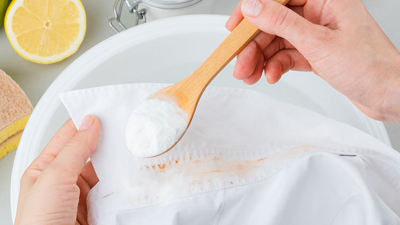 tẩy ố vàng cổ áo